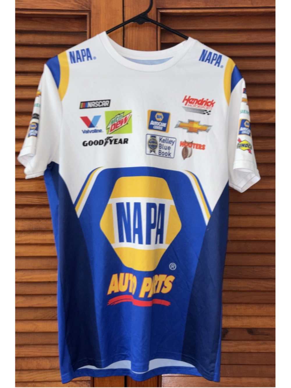 Chase Elliott NAPA Uniform Pit Crew T-Shirt Adult Size Medium W/FLAWS